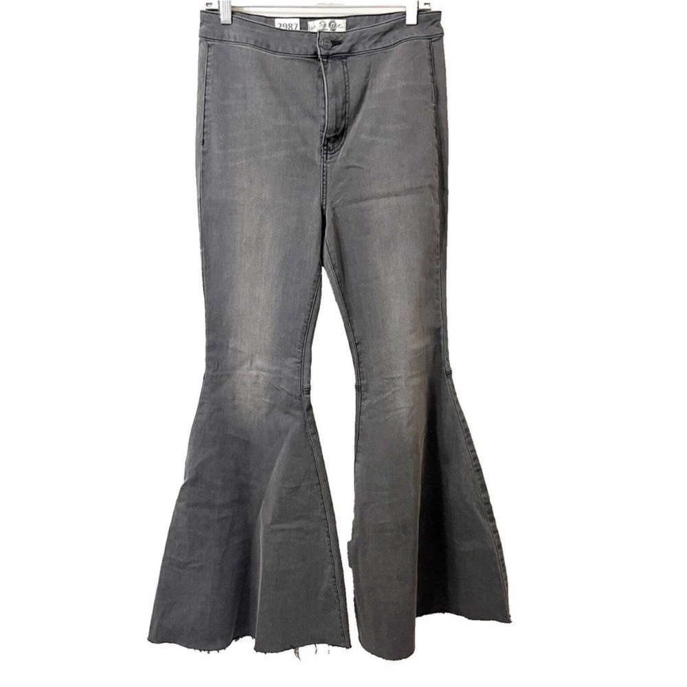 NWOT Free People Smoke Stack Just Float On Flare Jeans High Rise Size 32